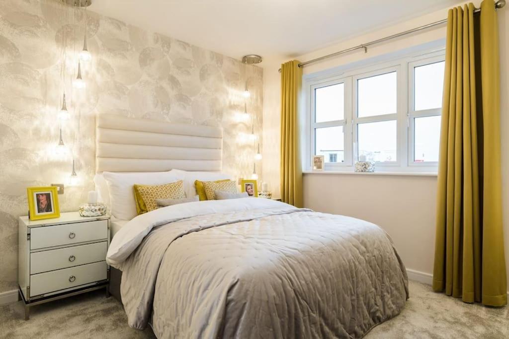 Ultra Luxury 3 Bed Mayfair Apartment Londra Exterior foto